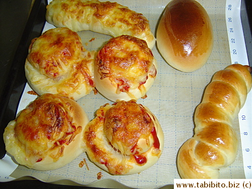 Not knowing what to give her back, I made a batch of variety bread for her