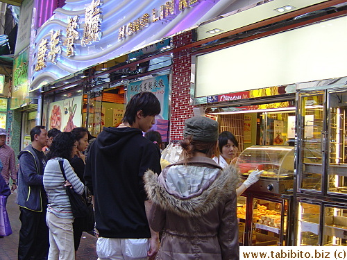 Lots of people bought bread and pastry from them
