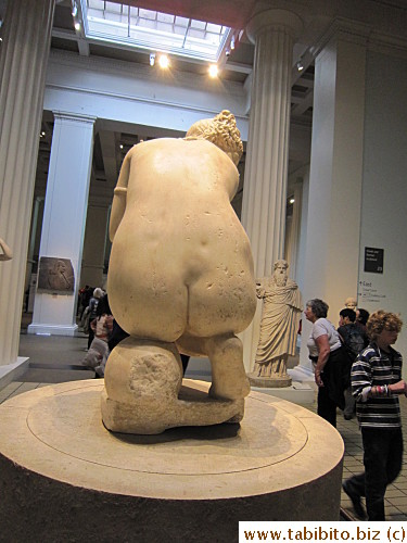 Flat buttock